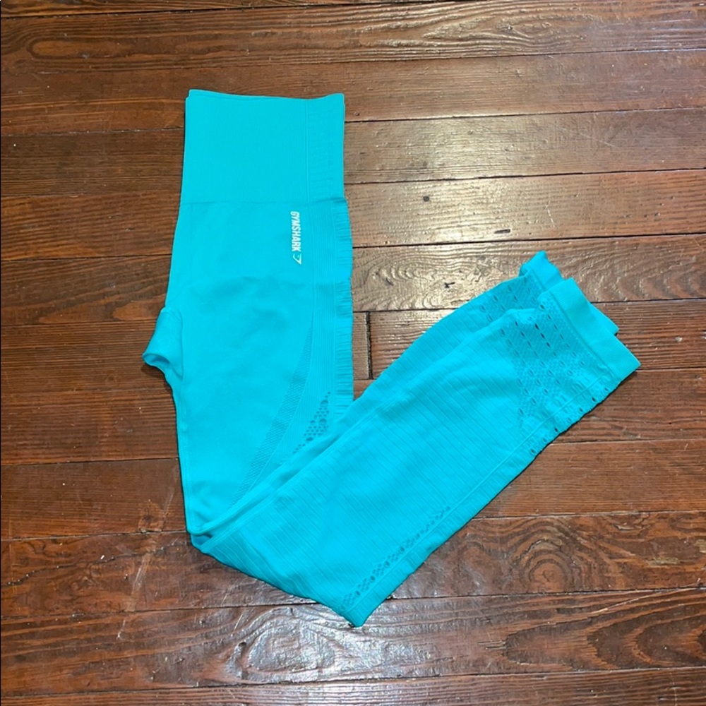 Gymshark pants 🔴